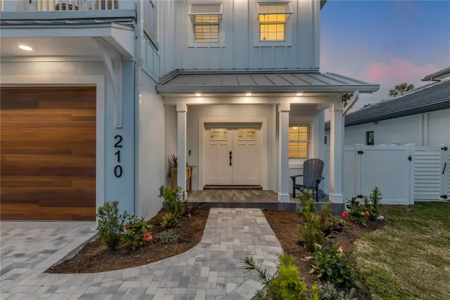 210 Due East Street, New Smyrna Beach, FL 32169 - #2