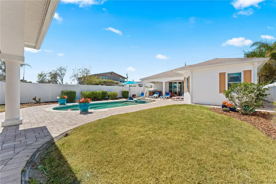 827 E 26th Avenue, New Smyrna Beach, FL 32169 - #2