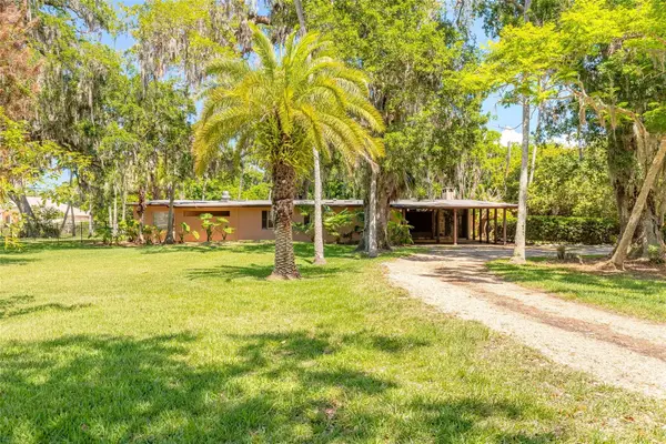 2811 Sauls Street, SOUTH DAYTONA, FL 32119