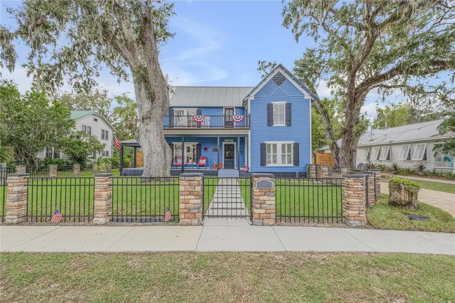 532 Faulkner Street, New Smyrna Beach, FL 32168 - #2