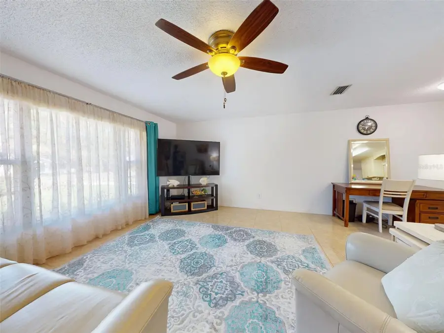 4605 Saxon Drive, New Smyrna Beach, FL 32169 - #3