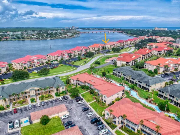 444 Bouchelle Drive #301, NEW SMYRNA BEACH, FL 32169