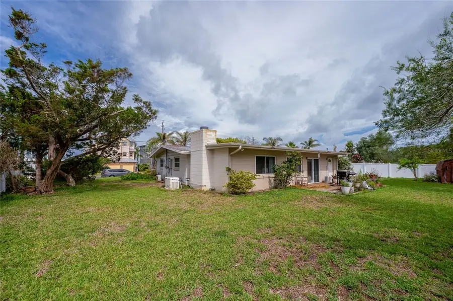 1211 N Peninsula Avenue, New Smyrna Beach, FL 32169 - #2