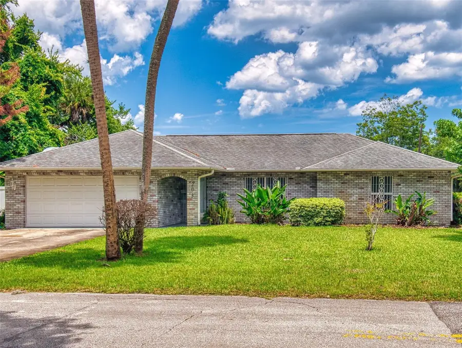 203 N Duss Street, New Smyrna Beach, FL 32168 - #2