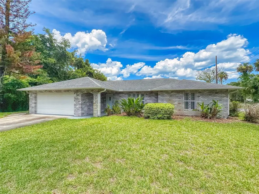 203 N Duss Street, New Smyrna Beach, FL 32168 - #3