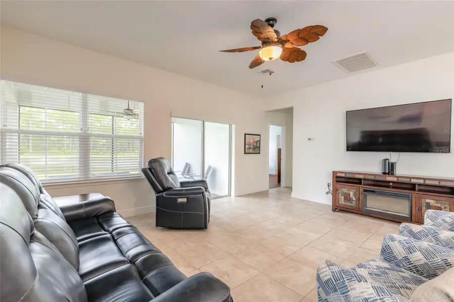 5428 Hutchinson Street, Port Orange, FL 32128 - #3