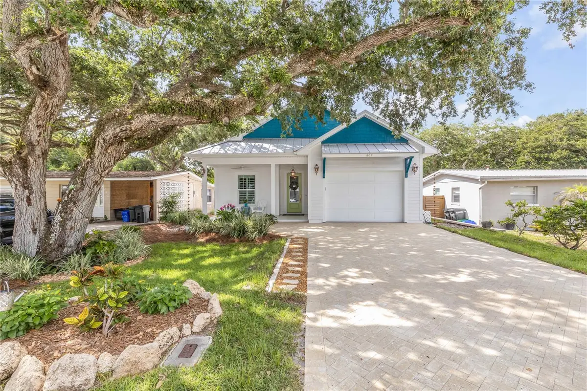 807 E 10th Avenue, New Smyrna Beach, FL 32169 - #1