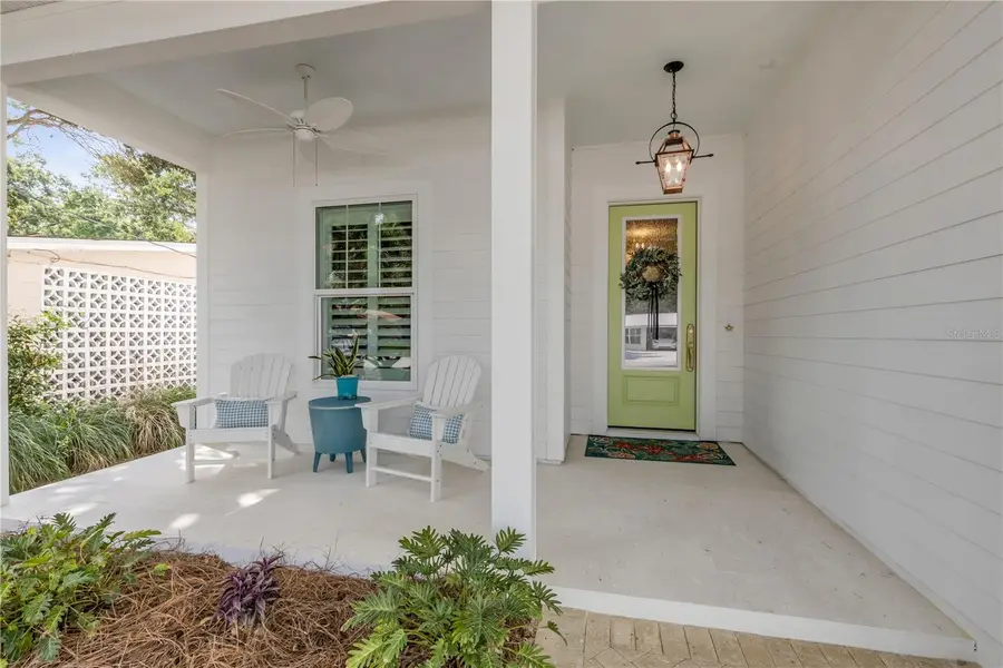 807 E 10th Avenue, New Smyrna Beach, FL 32169 - #2
