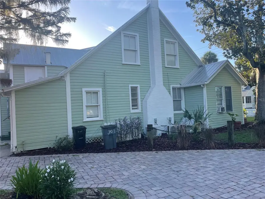 305 Mary Avenue, New Smyrna Beach, FL 32168 - #3