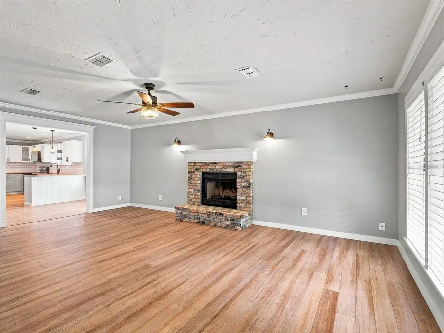 813 Live Oak Street, New Smyrna Beach, FL 32168 - #3