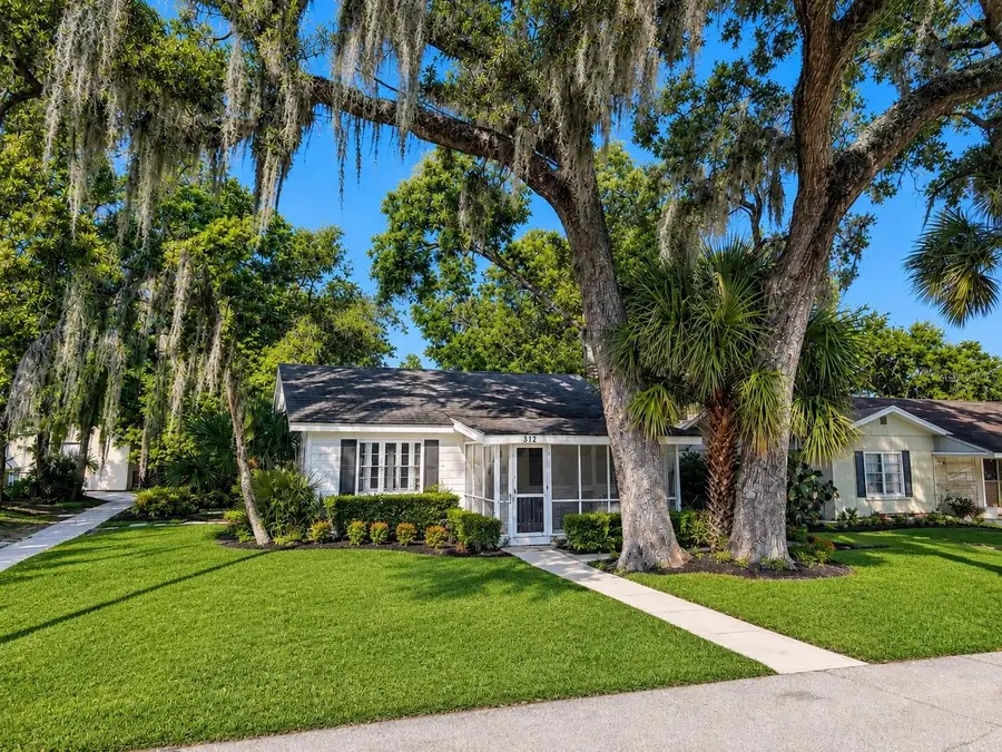 312 Hillman Street, New Smyrna Beach, FL 32168 - #2