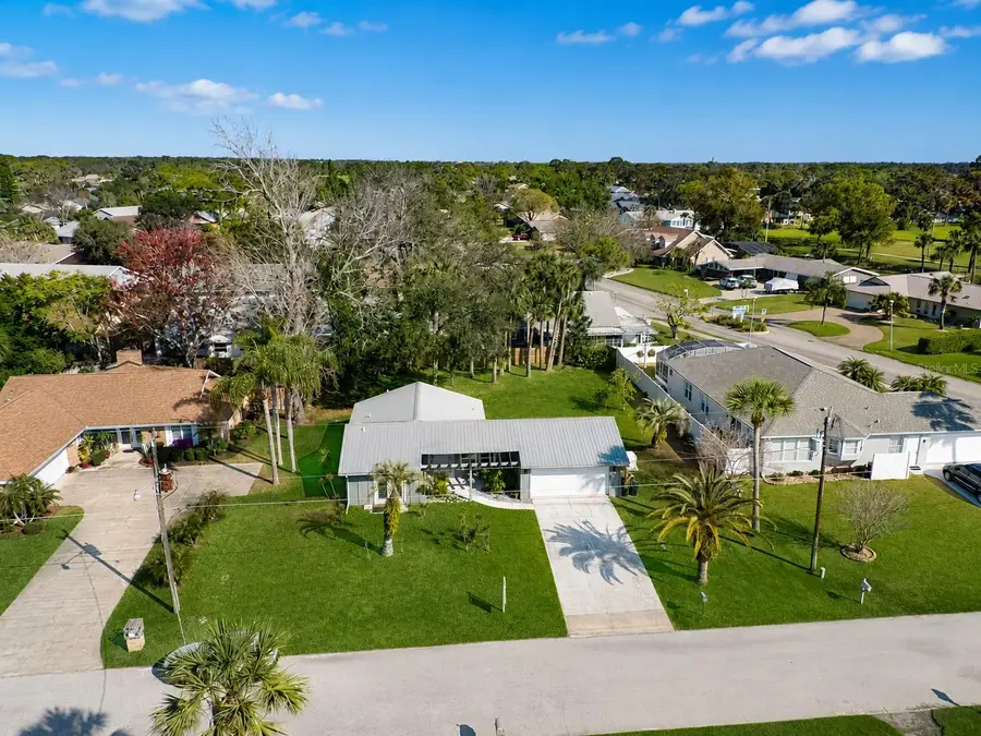 101 Sea Street, New Smyrna Beach, FL 32168 - #3