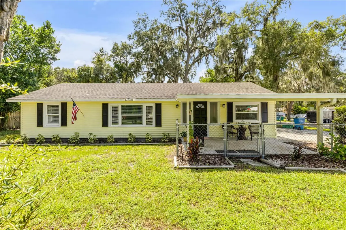 1402 E Voorhis Avenue, Deland, FL 32724 - #1