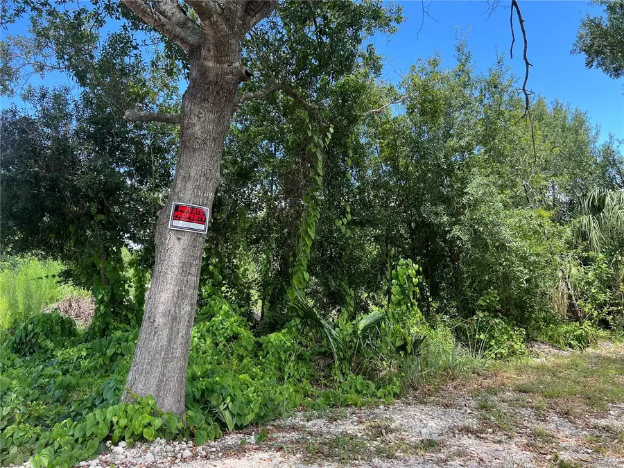 527 Orange Brook Lane, Punta Gorda, FL 33982 - Image #2