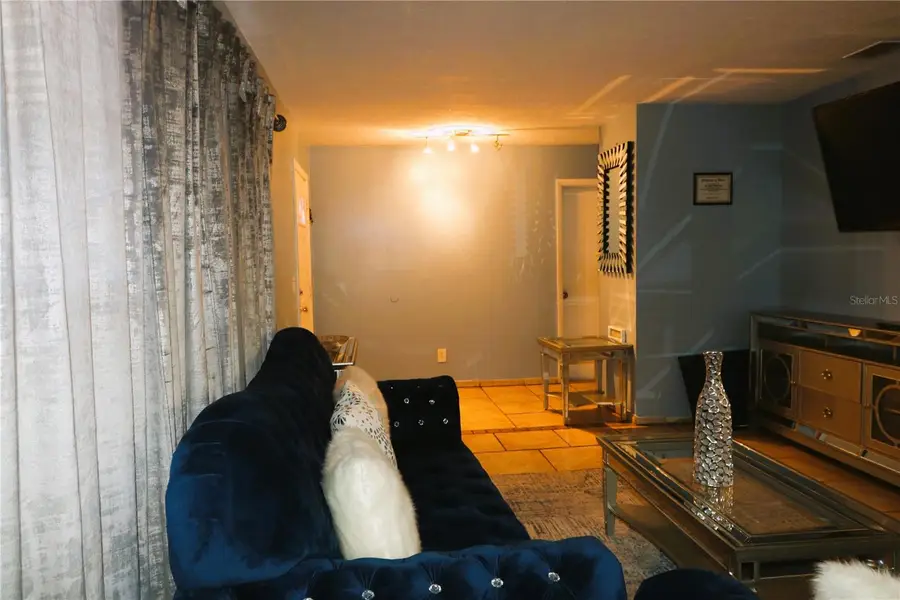 595 Benjamin Franklin Place, Orlando, FL 32809 - Image #2