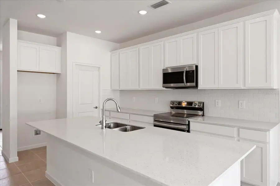 9589 Vibrant Lane, Venice, FL 34292 - Image #2