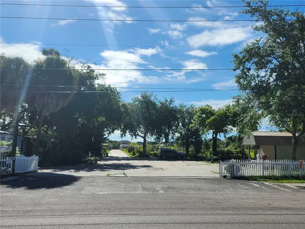 1955 S Apopka Vineland Road, ORLANDO, FL 32835