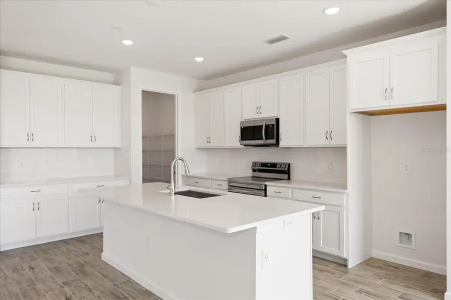 9584 Vibrant Lane, Venice, FL 34292 - Image #2