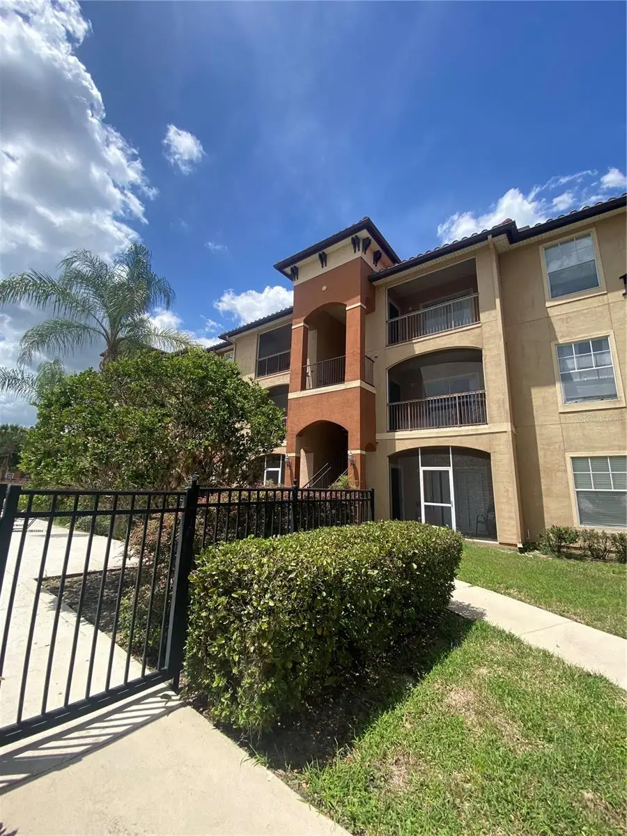 5518 Metrowest Boulevard #207, Orlando, FL 32811 - Image #1