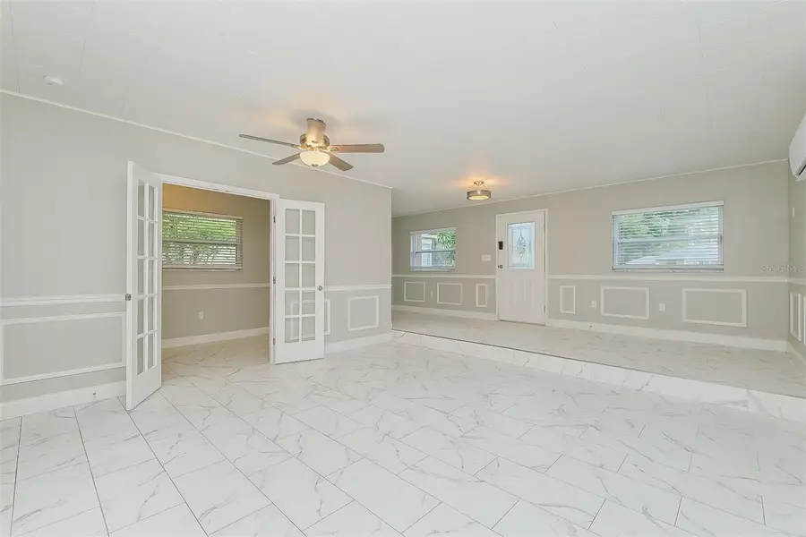 1415 E Henry Avenue, Tampa, FL 33604 - Image #3