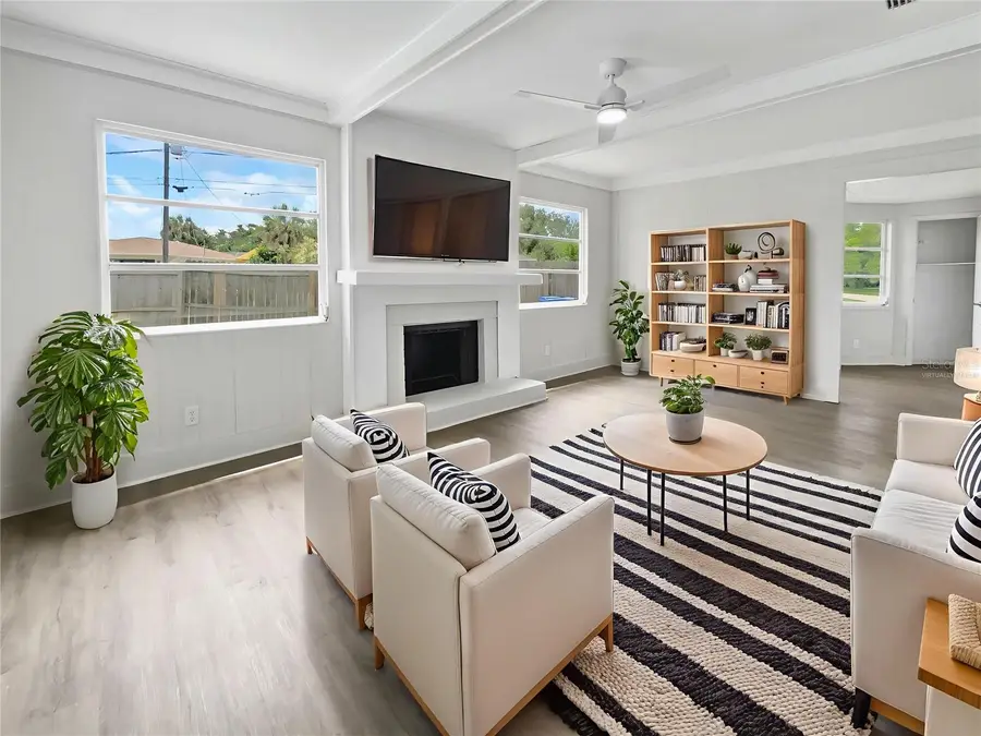 1427 E Gate Drive, Venice, FL 34285 - Image #2