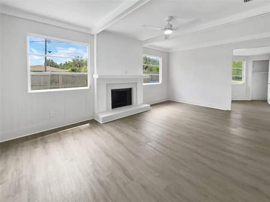 1427 E Gate Drive, Venice, FL 34285 - Image #3