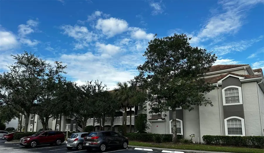 14013 Fairway Island Drive #415, Orlando, FL 32837 - Image #3