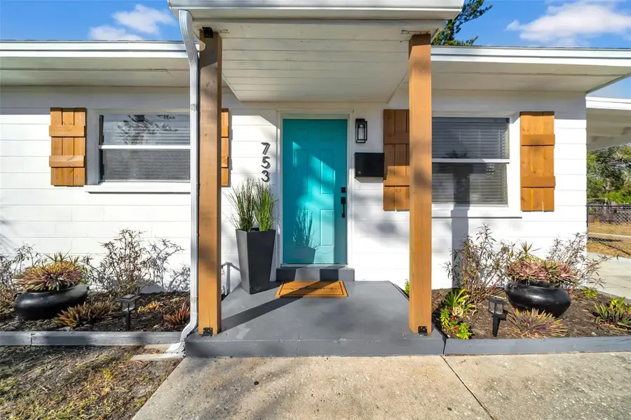 753 37th Avenue S, Saint Petersburg, FL 33705 - Image #2