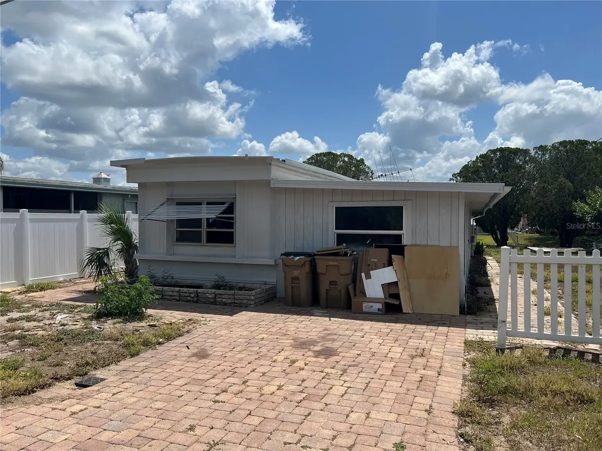 12635 Milwaukee Avenue, Tavares, FL 32778 - Image #1