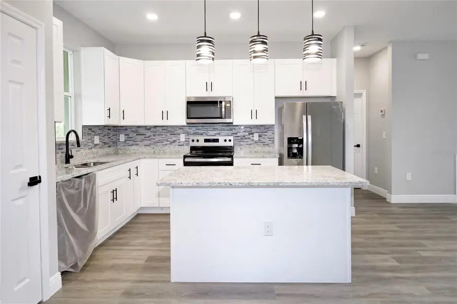 4510 Boabadilla Avenue, Sebring, FL 33872 - Image #2