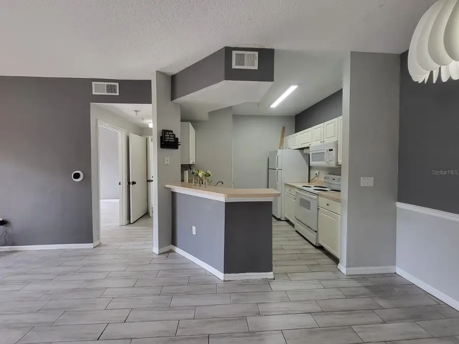 5518 Metrowest Boulevard #104, Orlando, FL 32811 - Image #3