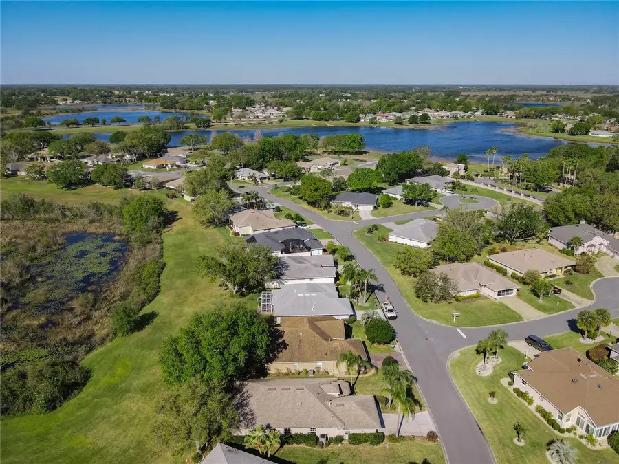 21636 King Henry Avenue, Leesburg, FL 34748 - Image #2