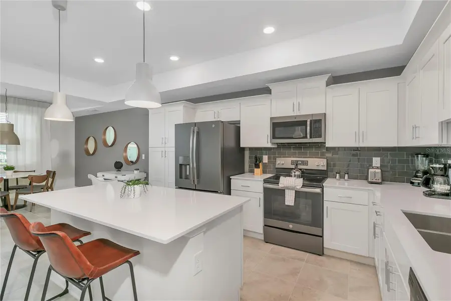 3121 Paradox Circle #203, Kissimmee, FL 34746 - Image #2