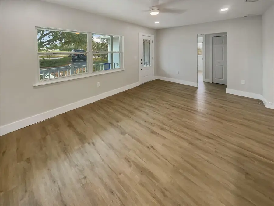 2642 49th Street N, Saint Petersburg, FL 33710 - Image #3