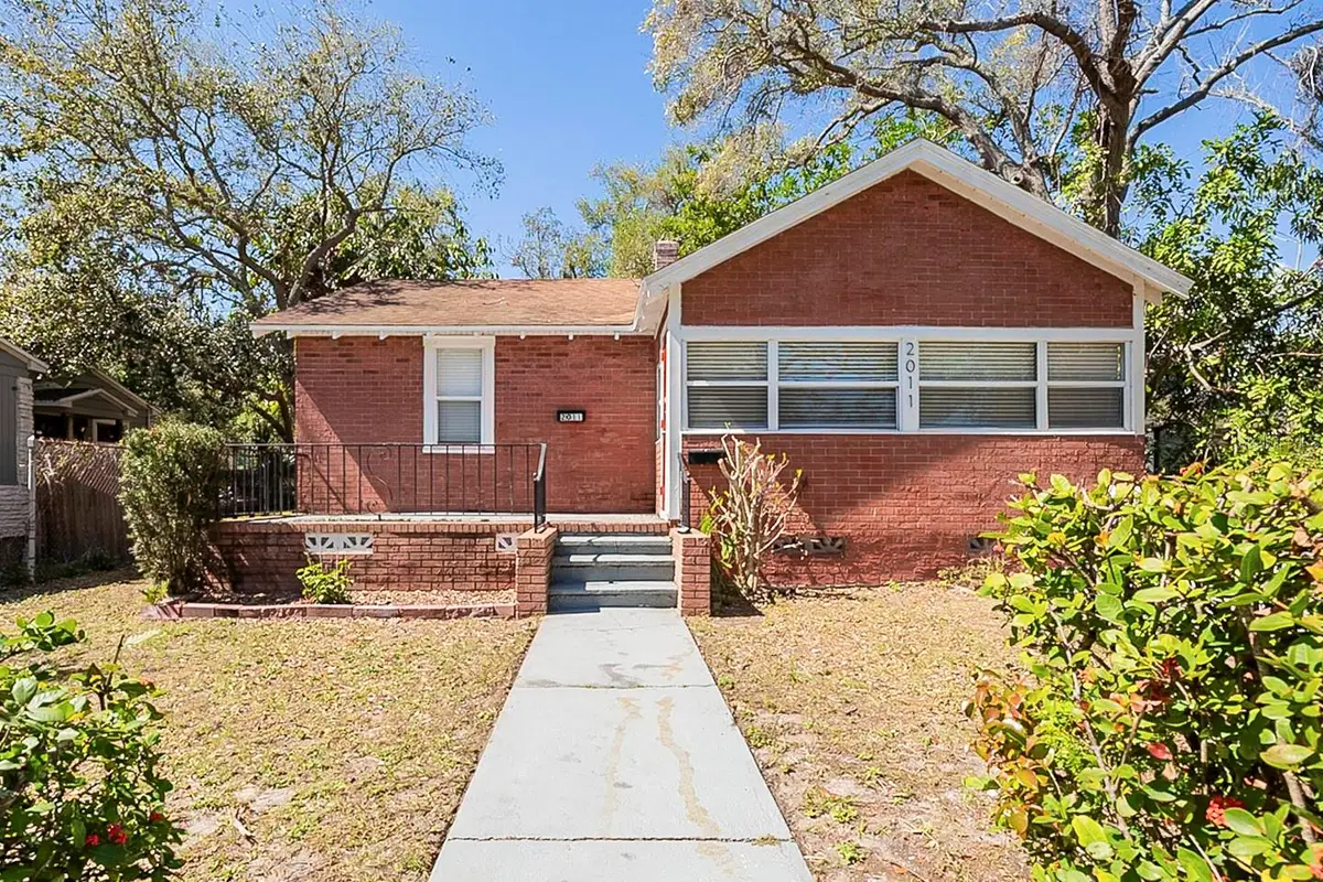 2011 10th Street S, Saint Petersburg, FL 33705 - Image #1