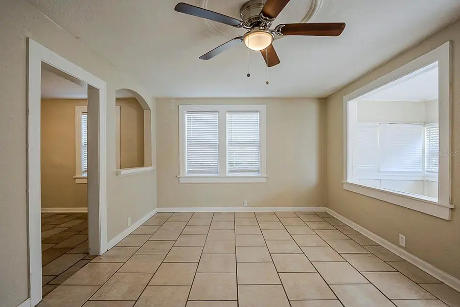 2011 10th Street S, Saint Petersburg, FL 33705 - Image #3