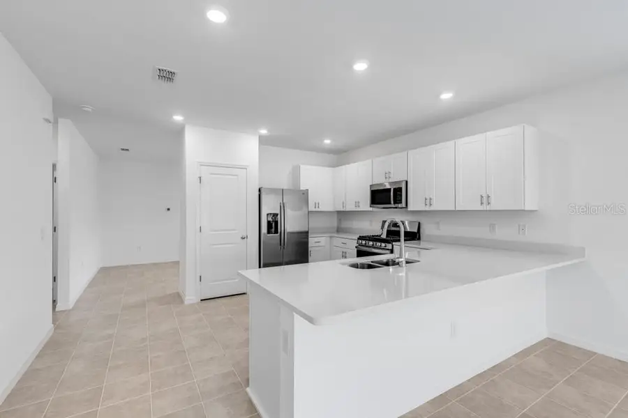 7363 Capstone Drive, Groveland, FL 34736 - Image #3