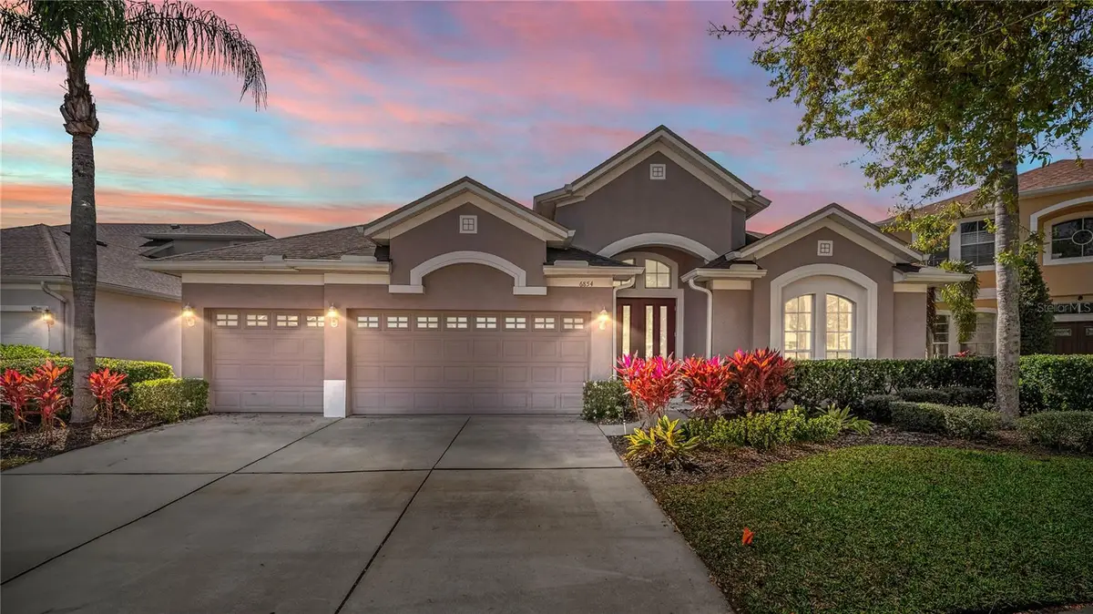 6854 Remington View Court, Orlando, FL 32829 - Image #1
