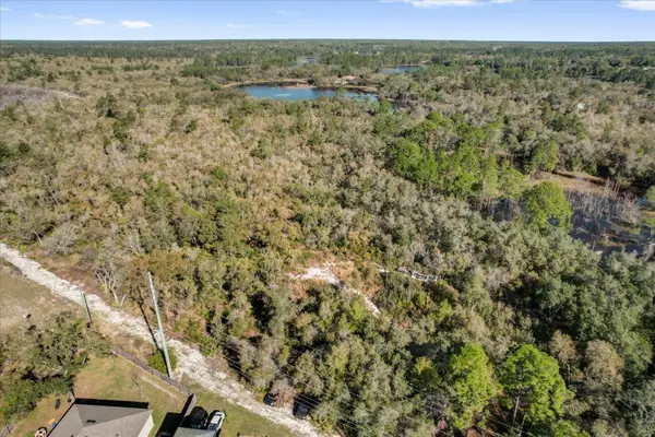 Illinois Avenue, DELTONA, FL 32738