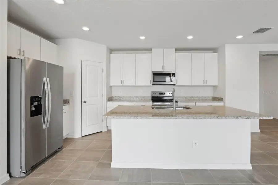 31673 Wild Grape Lane Sw, Brooksville, FL 34602 - Image #2