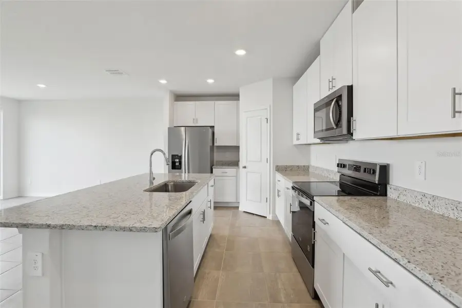 31673 Wild Grape Lane Sw, Brooksville, FL 34602 - Image #3