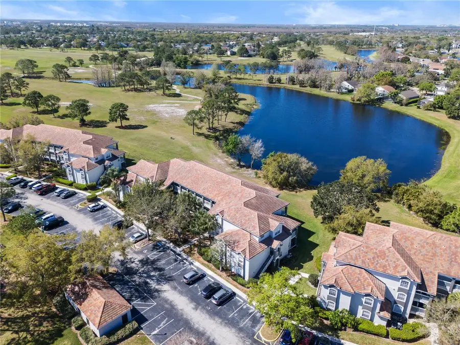 13929 Fairway Island Drive #825, Orlando, FL 32837 - Image #3