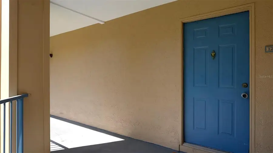 7230 Westpointe Boulevard #1222, Orlando, FL 32835 - Image #2