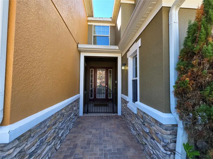 9464 Tawnyberry Street, Orlando, FL 32832 - Image #2