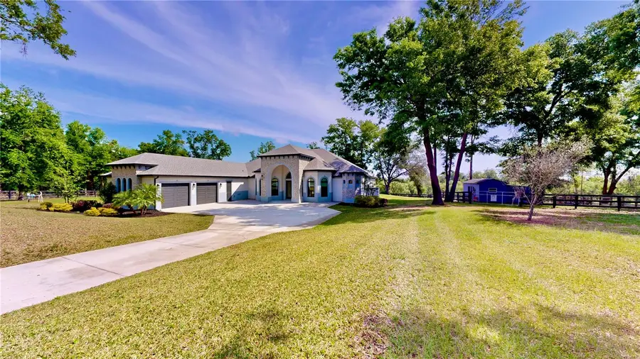 20404 Wolf Springs Court, Clermont, FL 34715 - Image #2