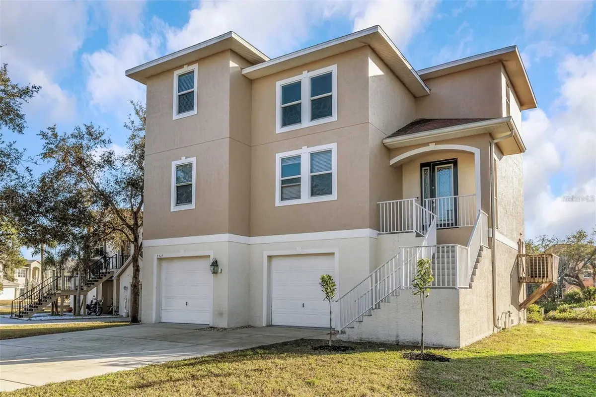 7327 Brightwaters Court, New Port Richey, FL 34652 - Image #1