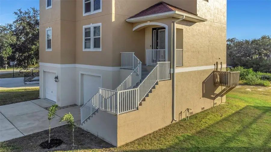 7327 Brightwaters Court, New Port Richey, FL 34652 - Image #2