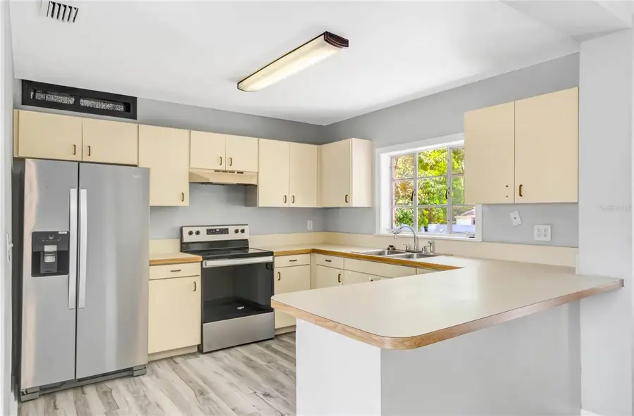 322 N Frankfort Avenue, Deland, FL 32724 - #3