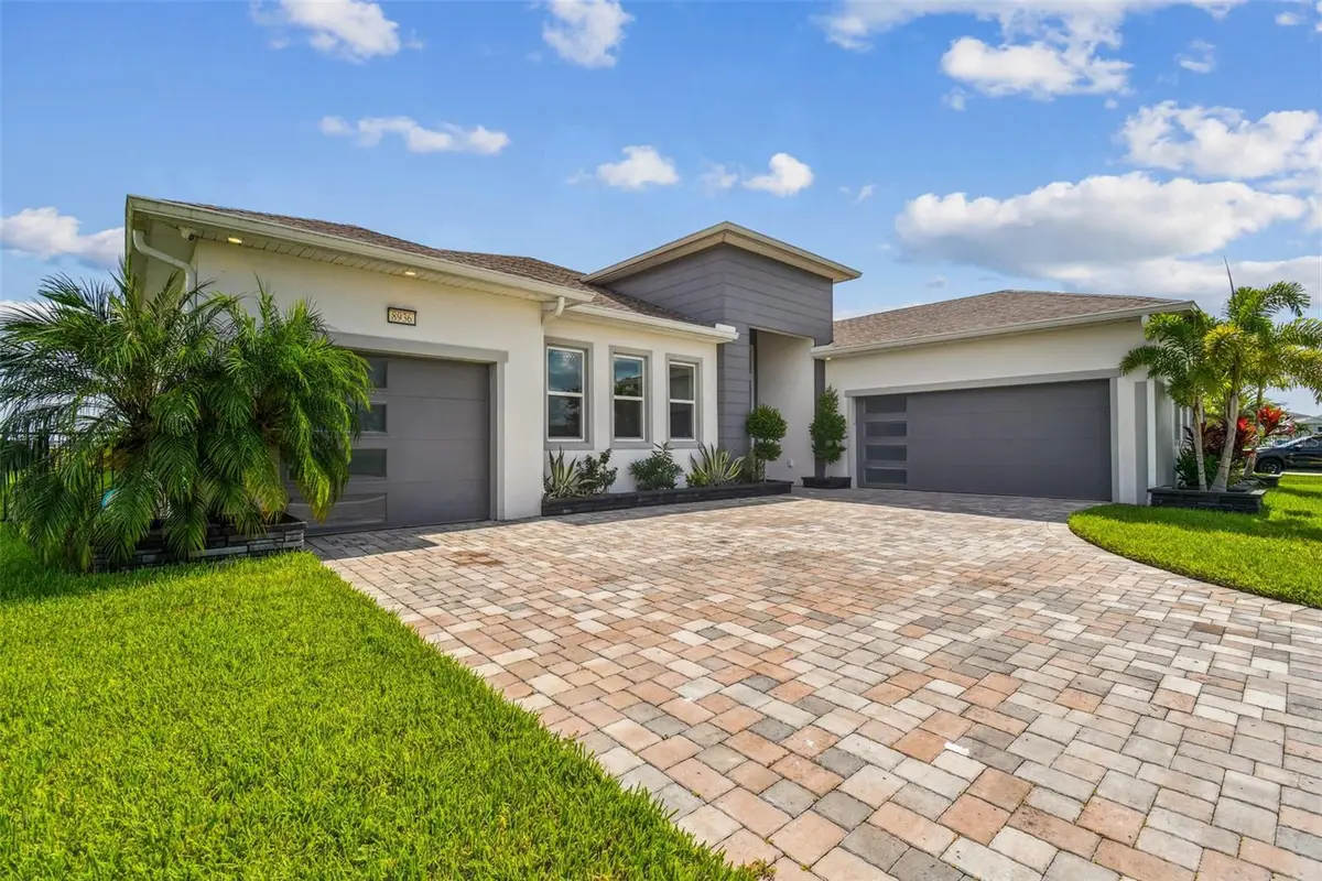 8936 Sanders Tree Loop, Wesley Chapel, FL 33545 - Image #1