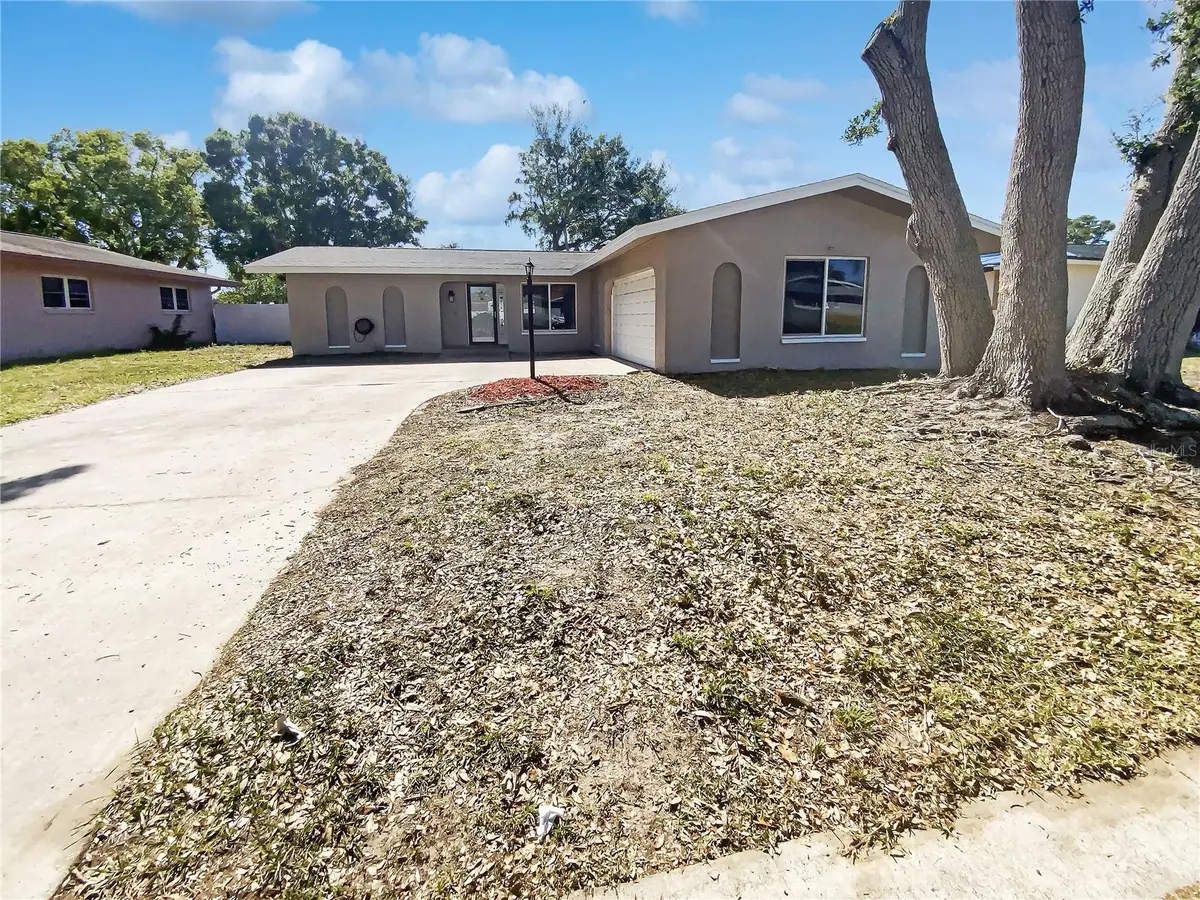 10454 138th Street, Largo, FL 33774 - Image #1